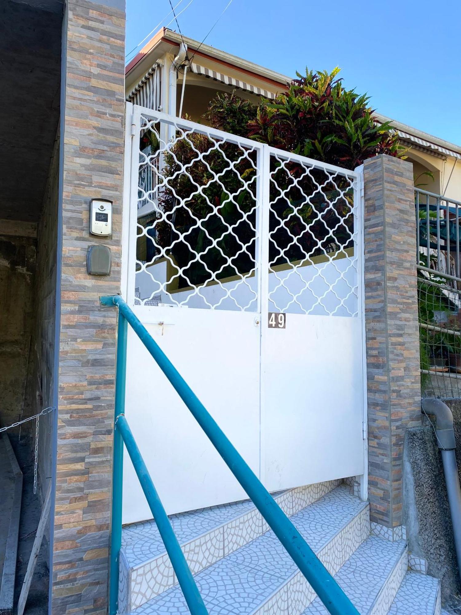 Maison créole authentique Le Gosier  Extérieur photo